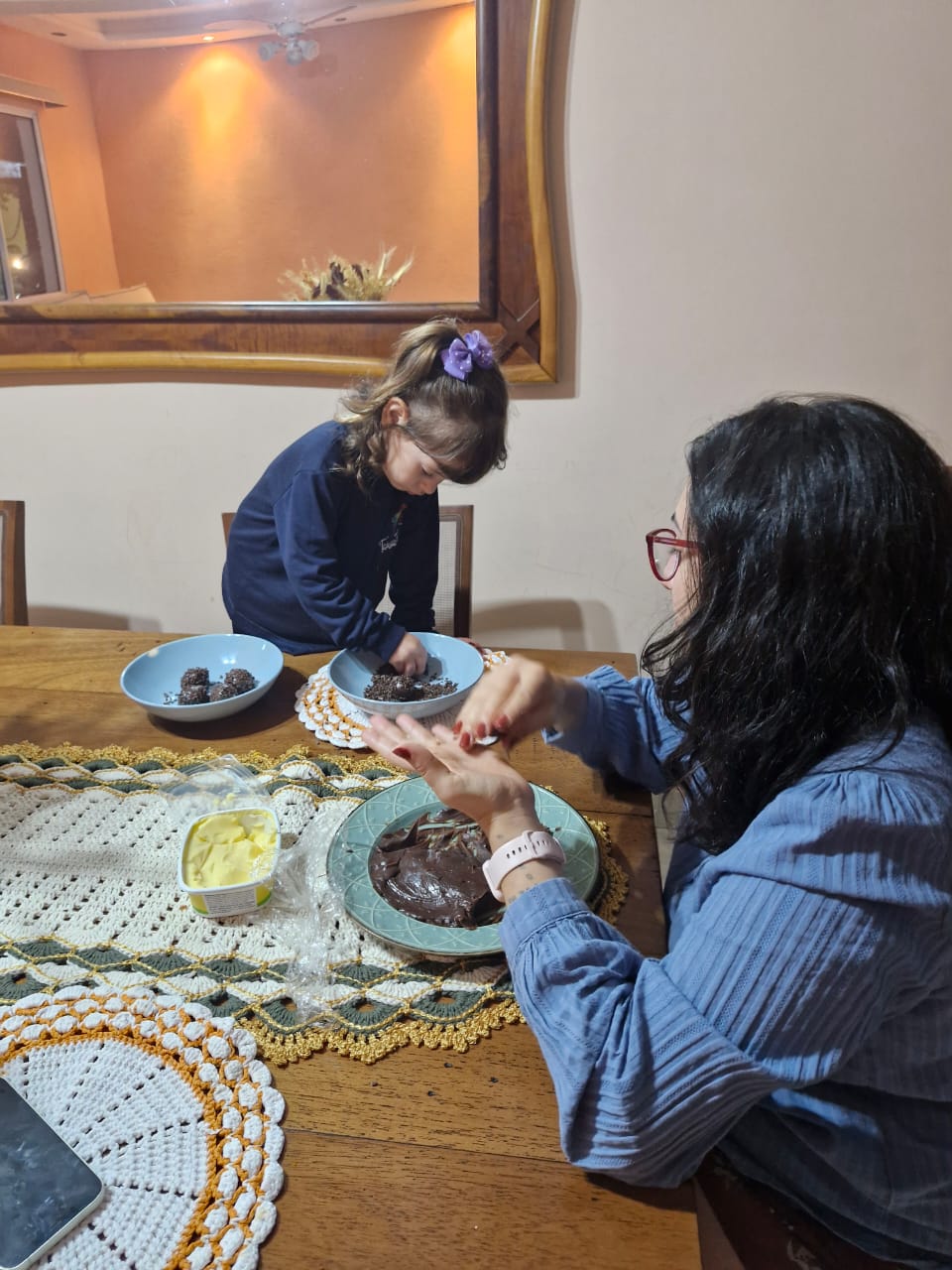Na cozinha com a mamãe (2)