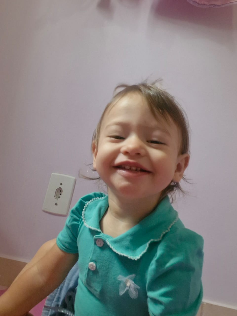Helena quando pequena — momento em família (2)